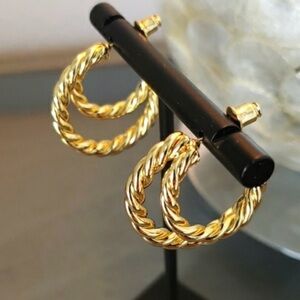 NWOT Rendor Victoria Double Twisted Hoop Earrings in Plated 14k Gold